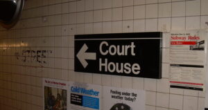 QueensCourtHouseSign